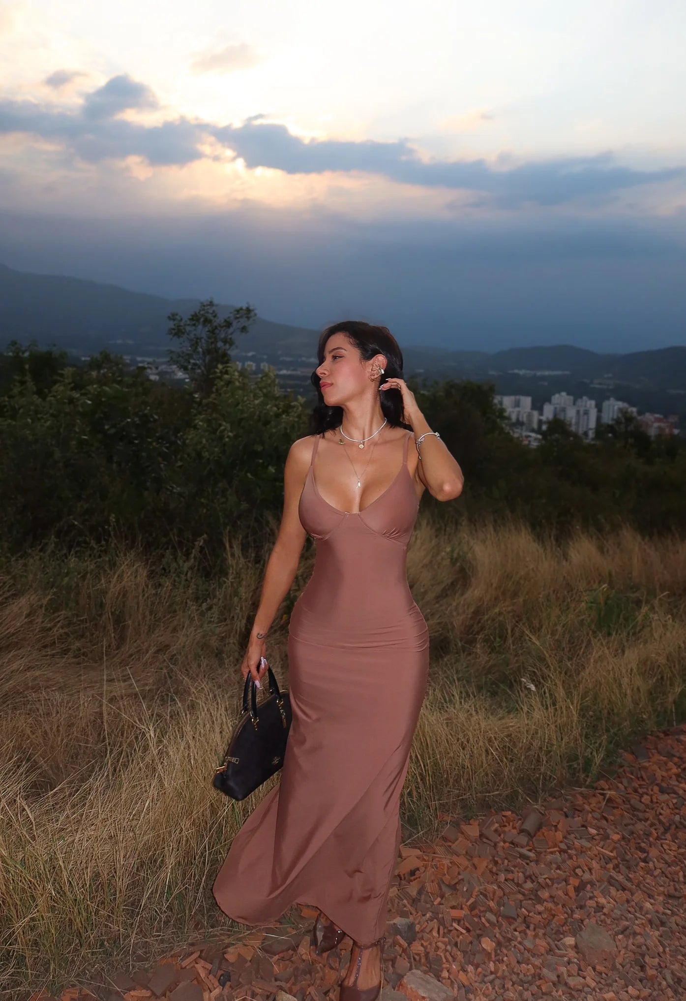 Vestido Georgina cafe con Faja Interna