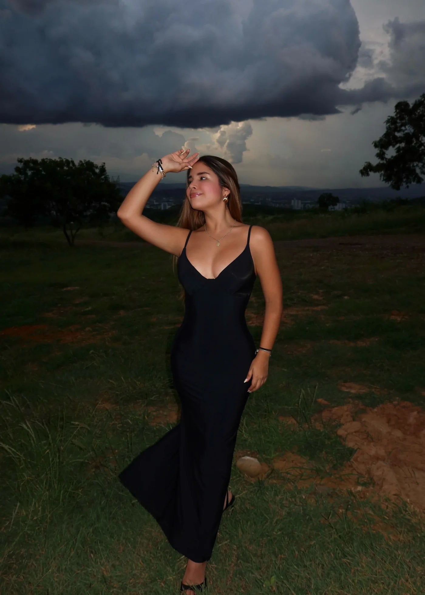 Vestido Georgina negro con faja interna