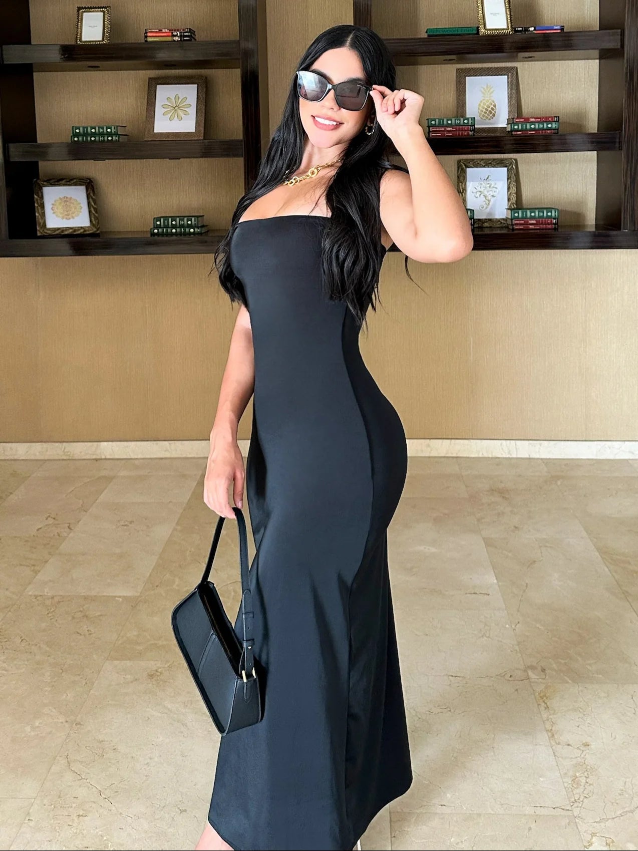 Vestido Laura con control de abdomen largo negro