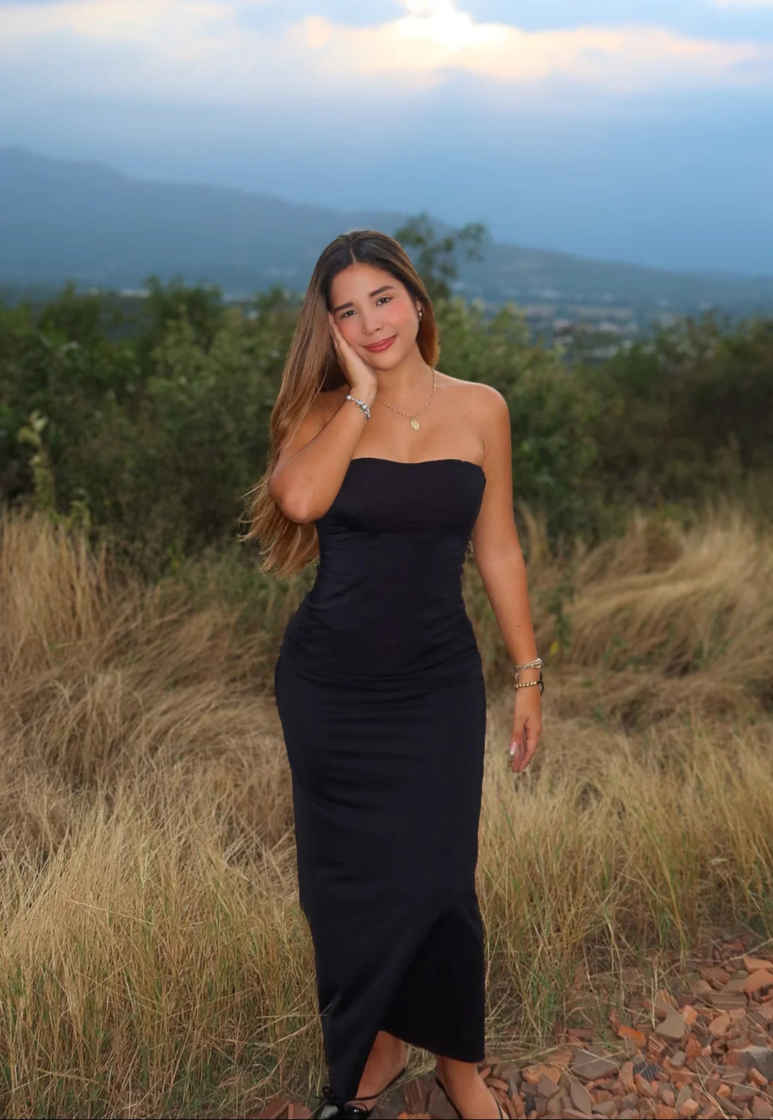 Vestido Laura con control de abdomen largo negro